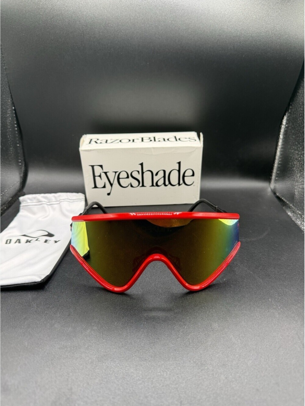 Oakley Eyeshade Heritage Red-Blade/Fire Iridium Lenses OO9259-05